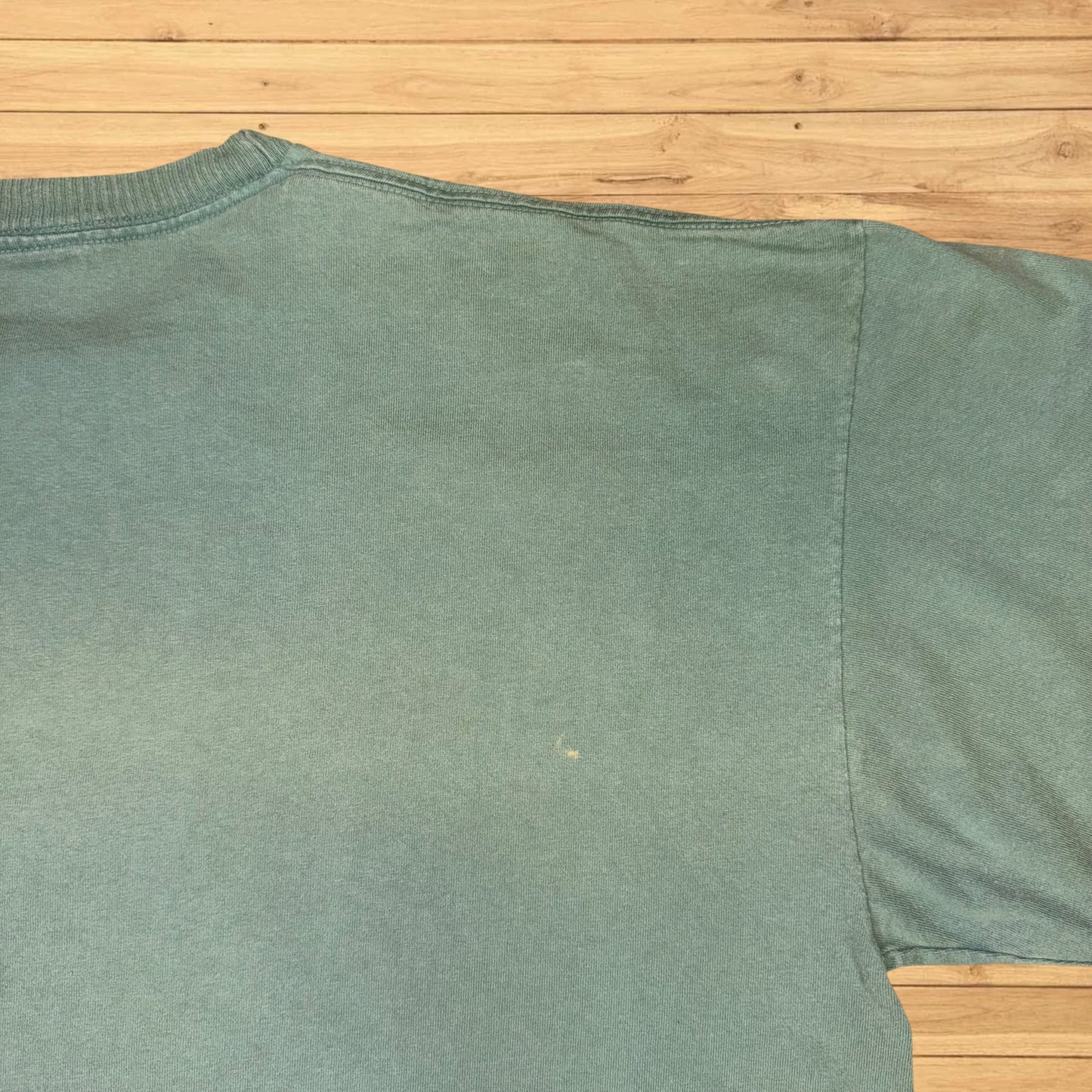 vintage field and stream fly fishing t shirt (XL)
