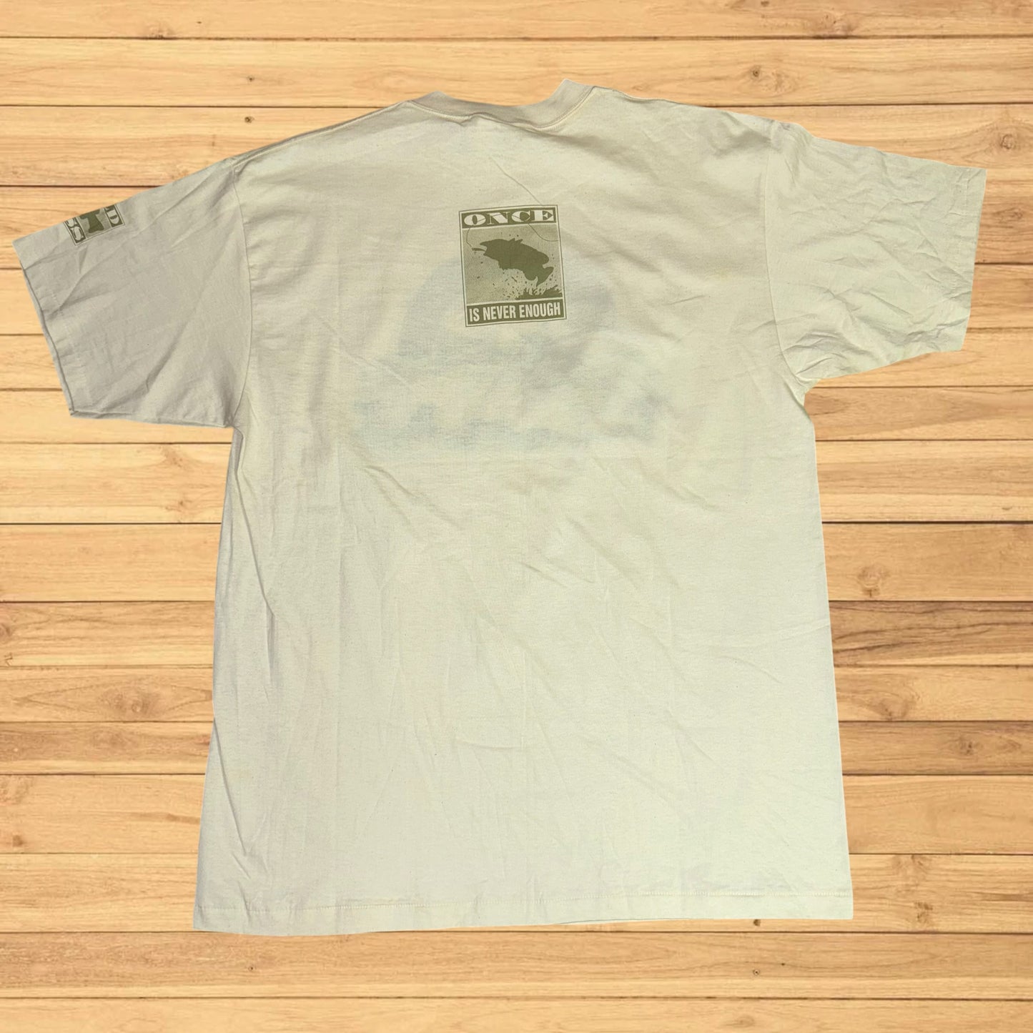 vintage catch and release bass t shirt (XL)