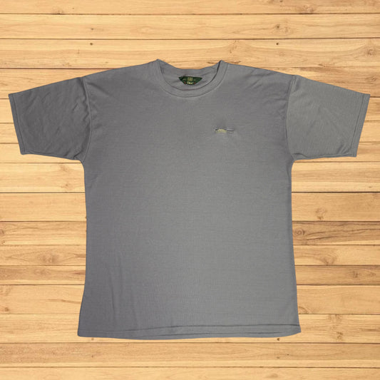 vintage orvis fly fishing t shirt (large)