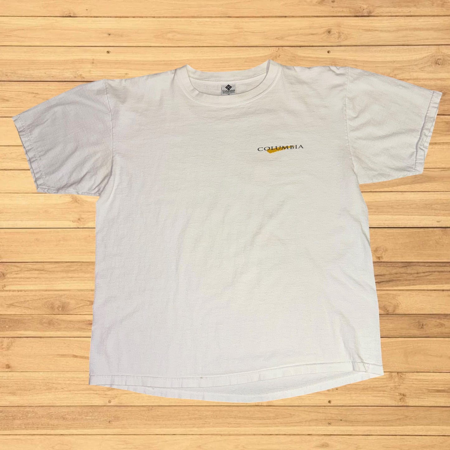 vintage columbia trout spots t shirt (L)