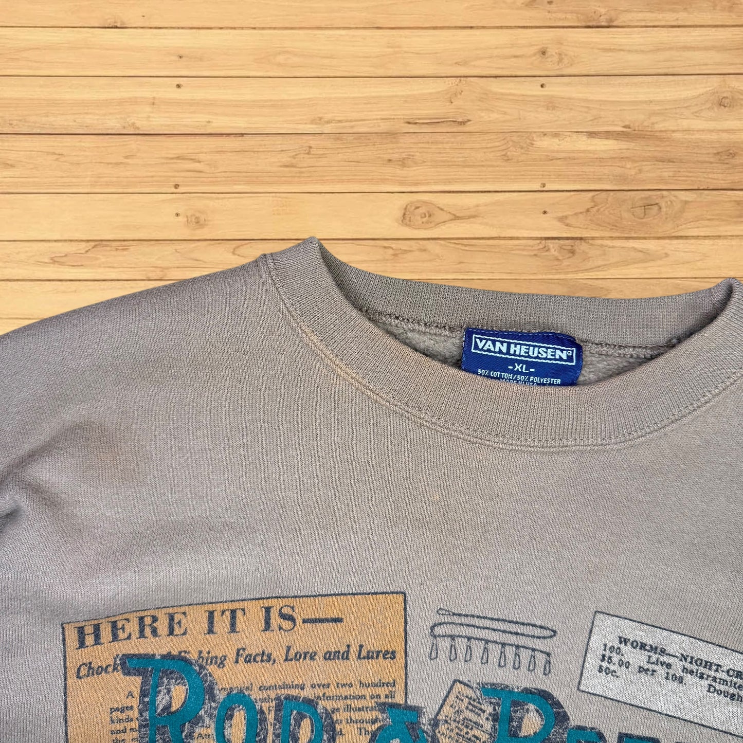 vintage bass fishing crewneck (L)
