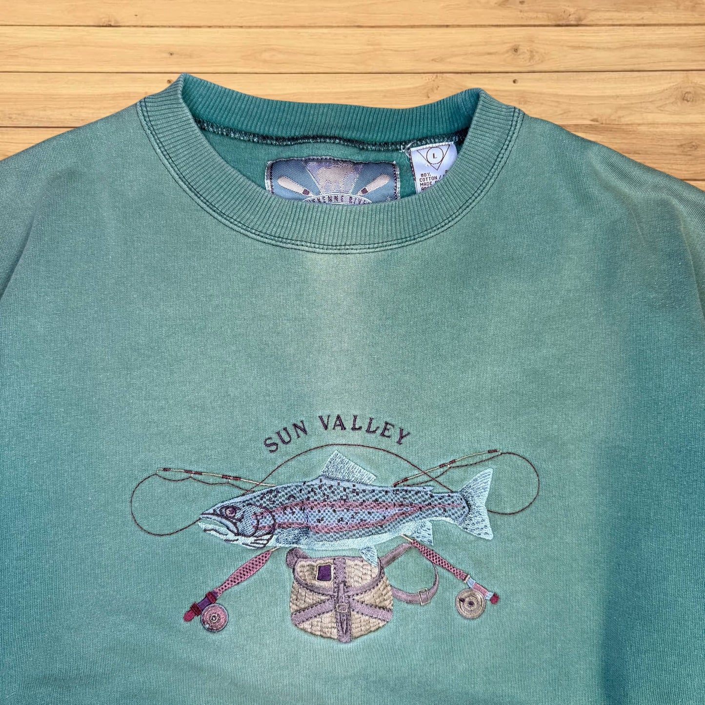 vintage sun valley fishing crewneck (L)