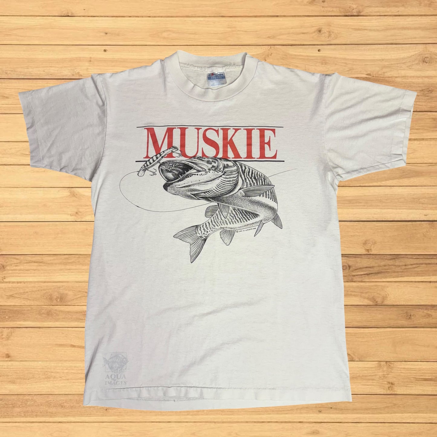 vintage muskie t shirt (small)