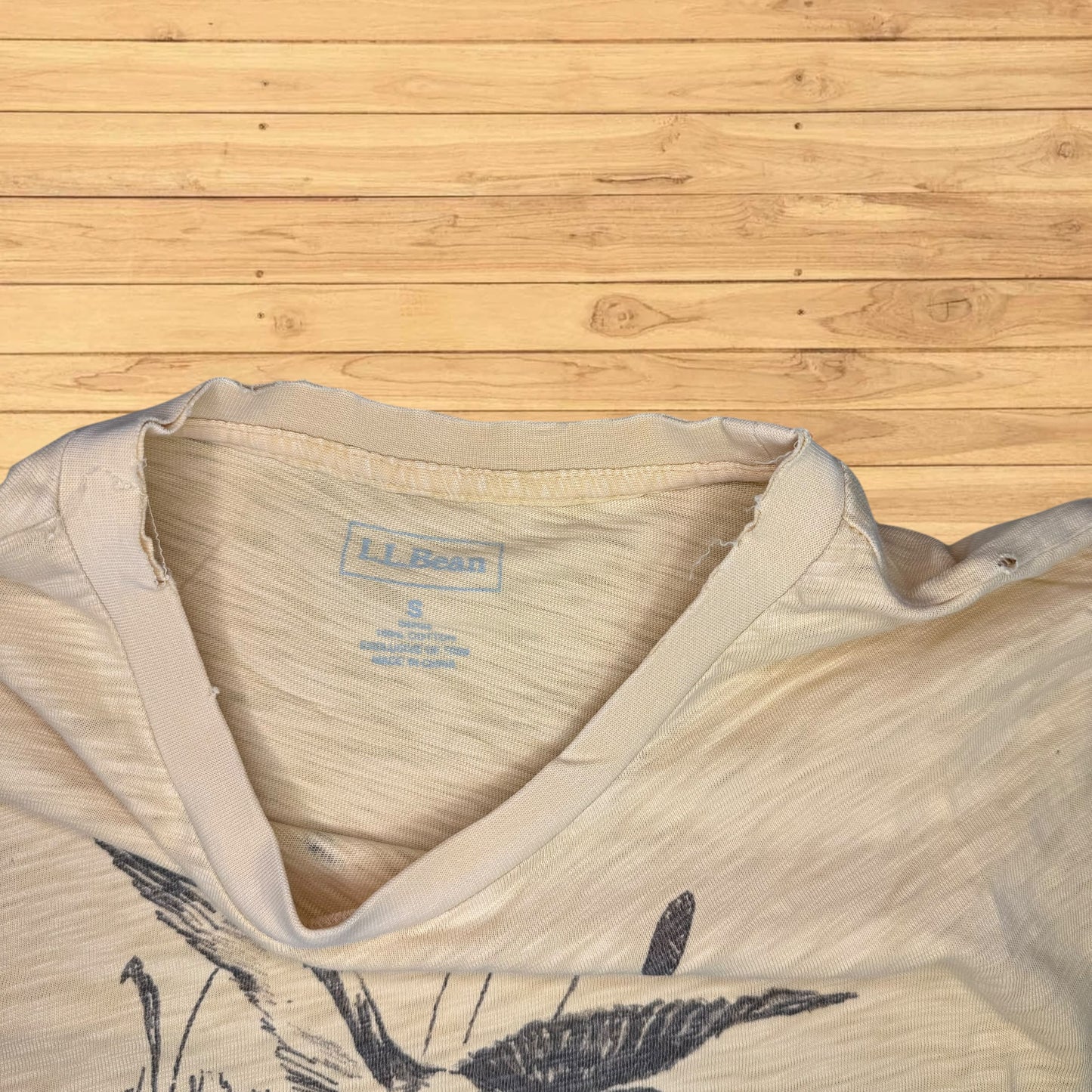 ll bean duck t shirt (small)