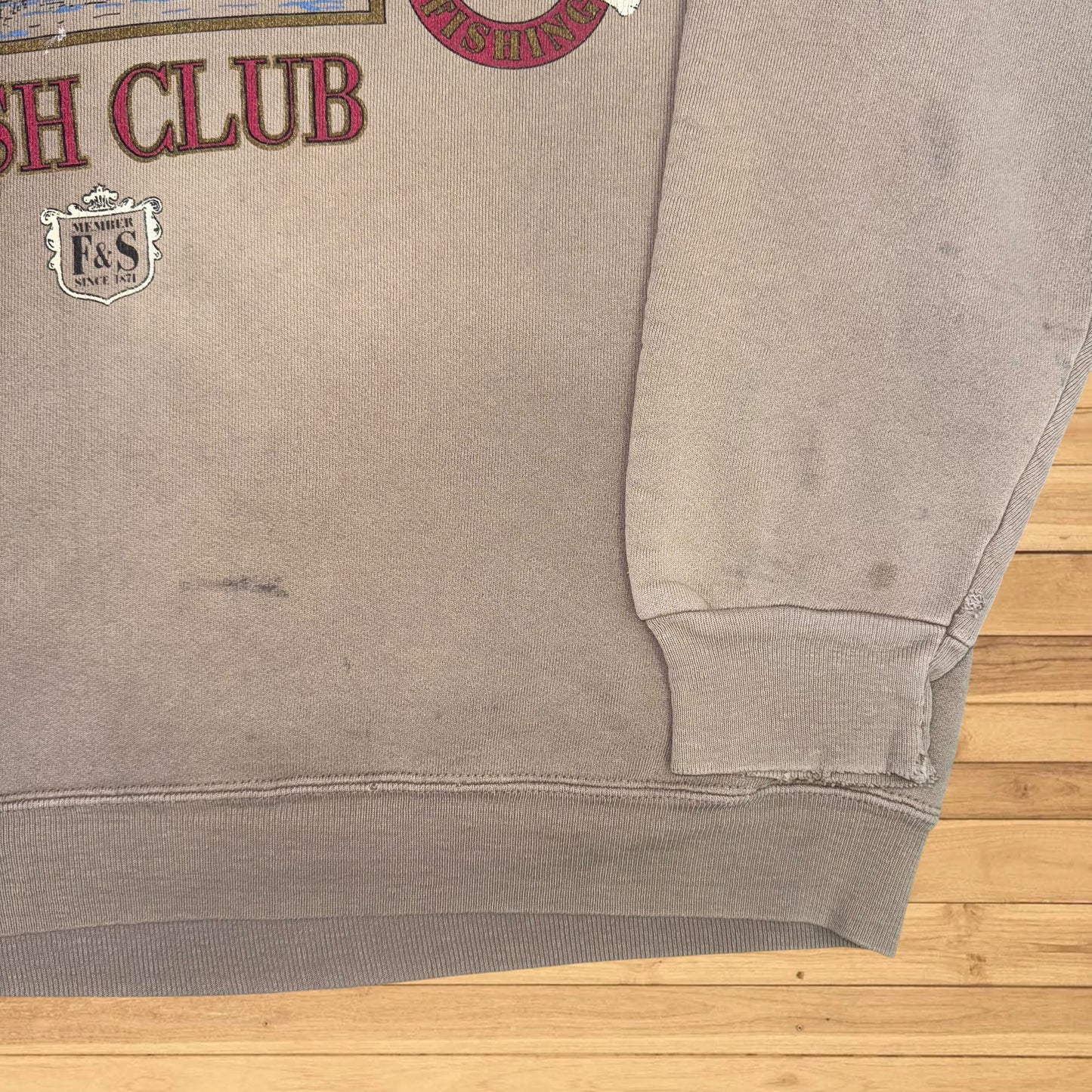 vintage field and stream fishing crewneck wilderness (XL)