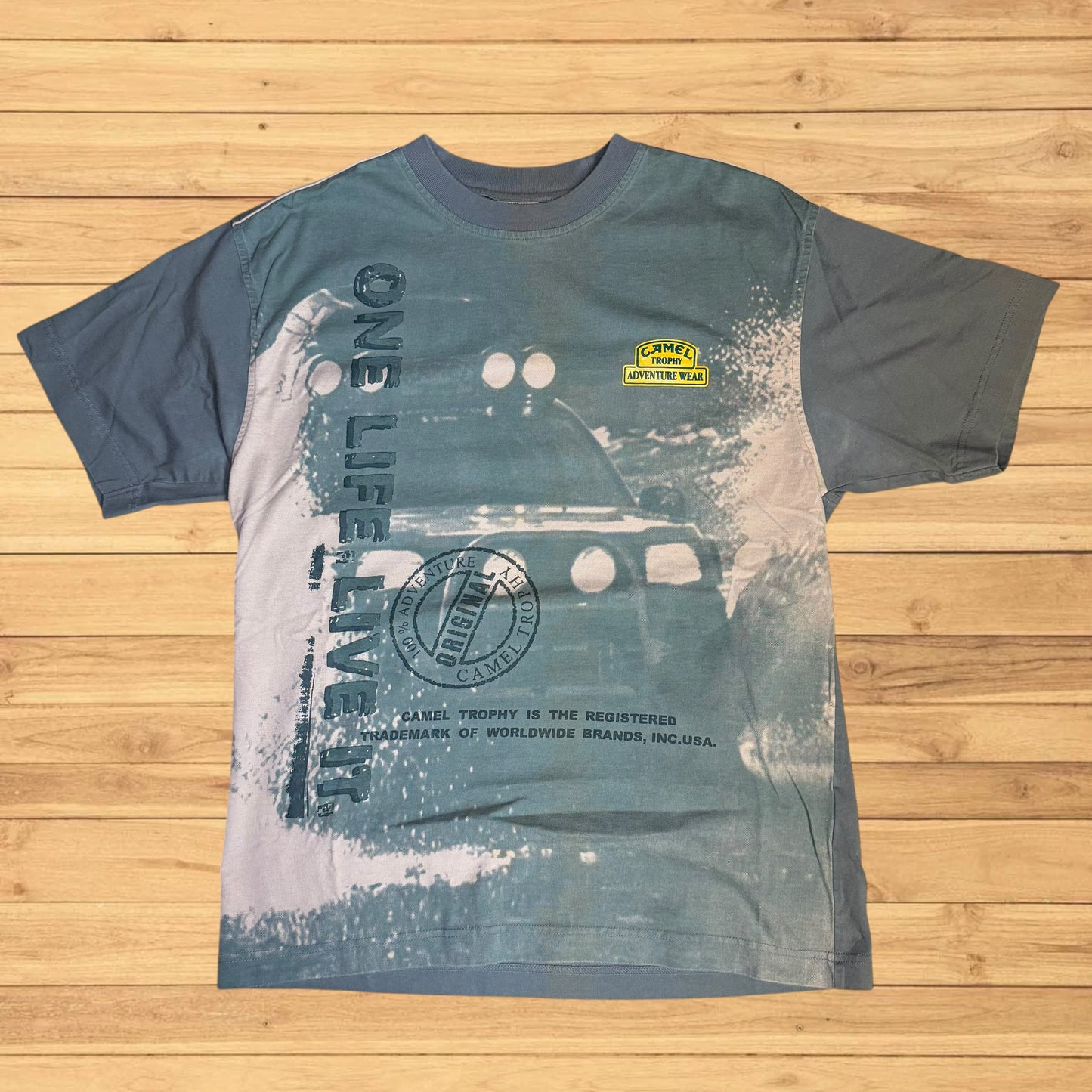 vintage camel trophy adventure wear t shirt (medium)