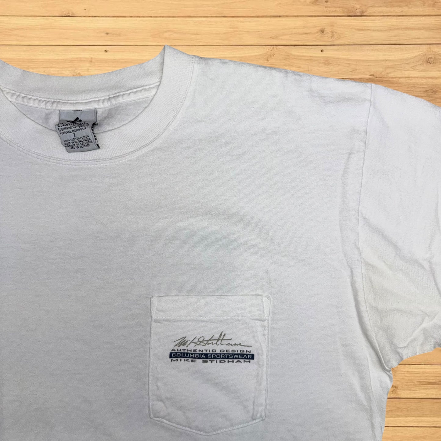 vintage columbia trout t shirt (L)