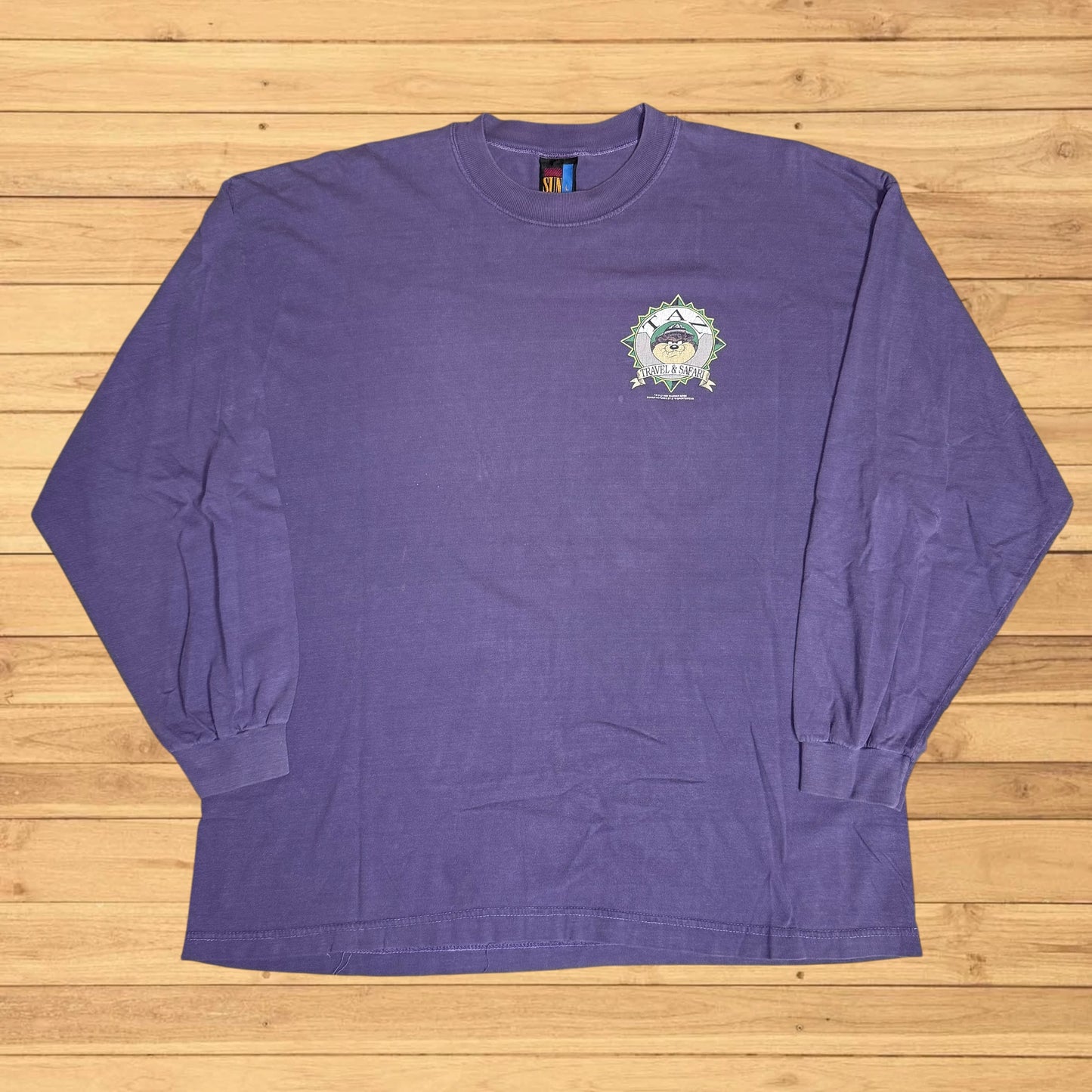 vintage taz snow dog sled long sleeve (xl)