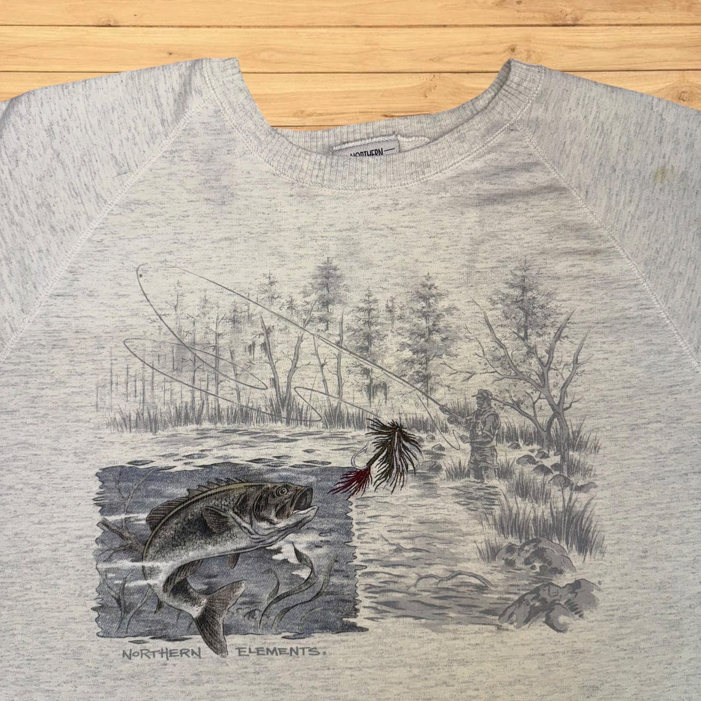 vintage fishing bass crewneck northern elements (XL)