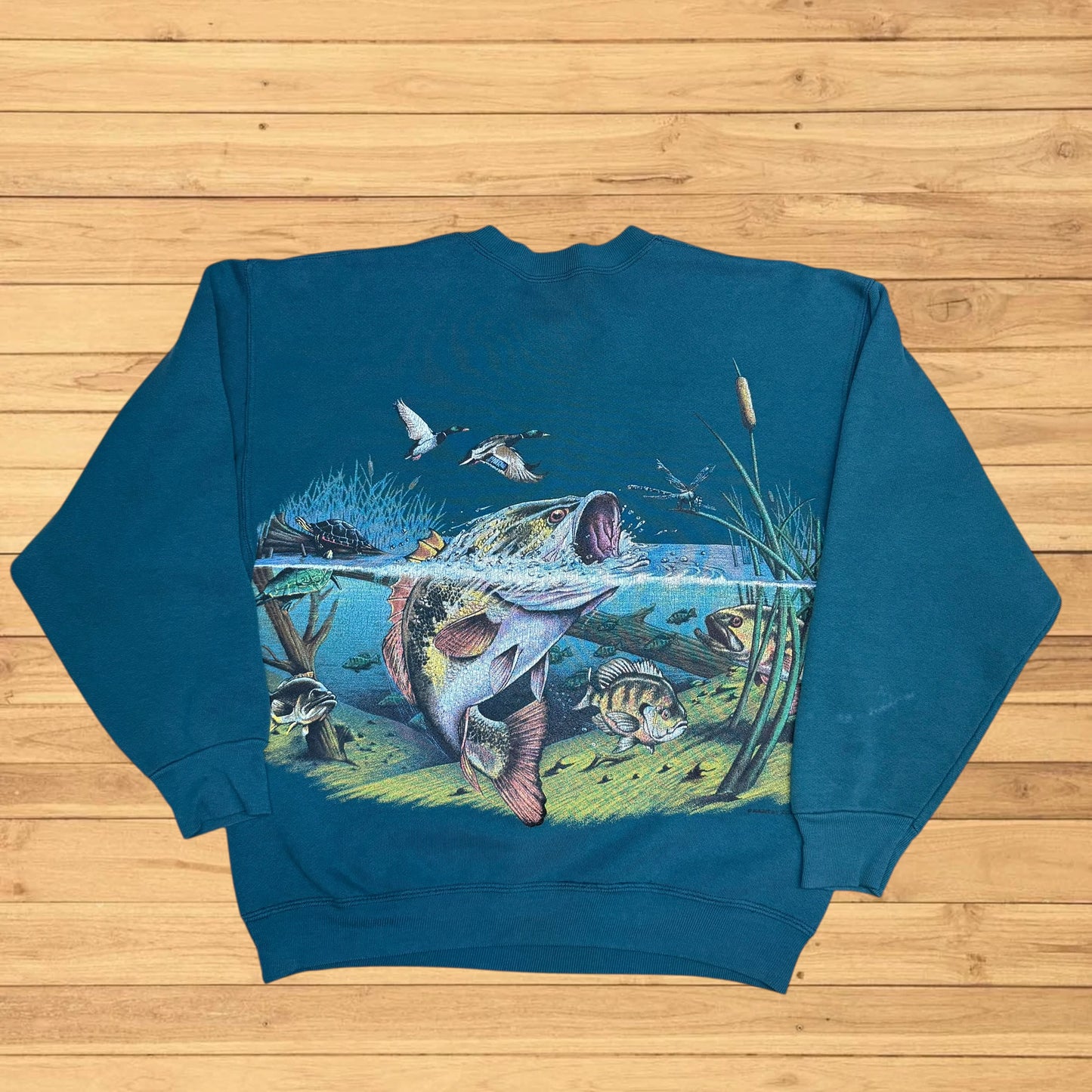 VINTAGE BASS FISH WRAP AROUND CREWNECK (S)