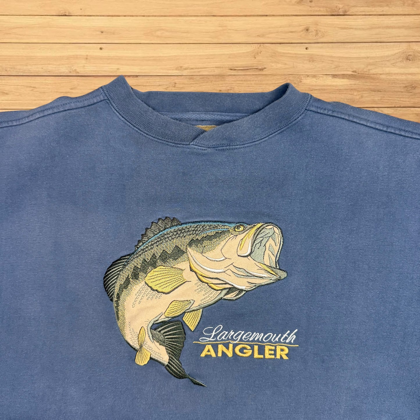 VINTAGE BASS ANGLER CREWNECK (L)